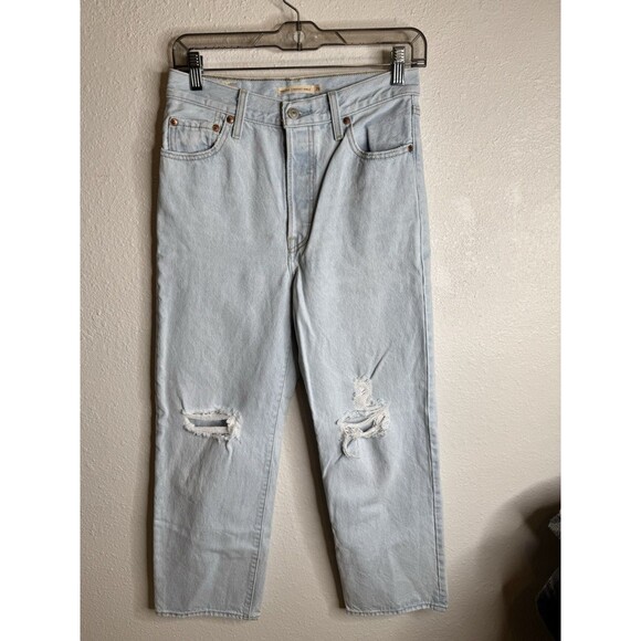 Levi’s Premium Womens Distressed Light Wash Ribcage Straight Ankle Jeans Size 26 - Picture 2 of 12